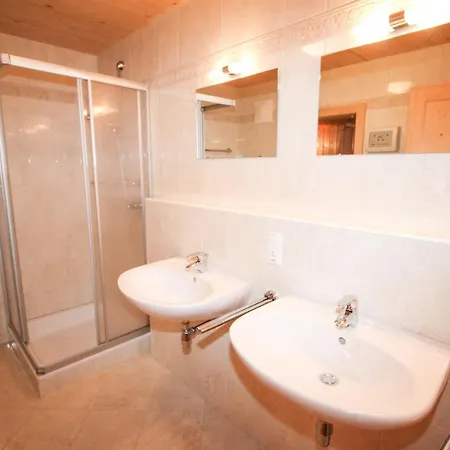 Holiday home Chalet Koenigsleiten 297