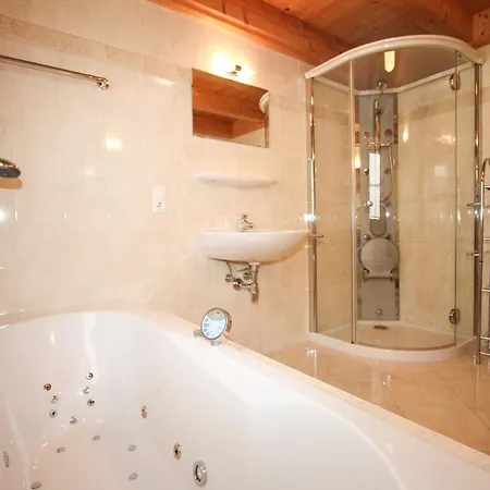 Holiday home Chalet Koenigsleiten 297 Wald im Pinzgau