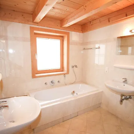 Holiday home Chalet Koenigsleiten 297 Wald im Pinzgau